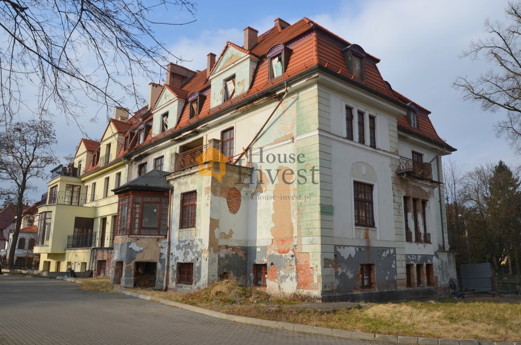 Polecam ekskluzywną kamienicę z zabytkowym charakterem 1107 m² w Legnicy Legnica, św. Maksymiliana Kolbe  1 106m2 Foto 1