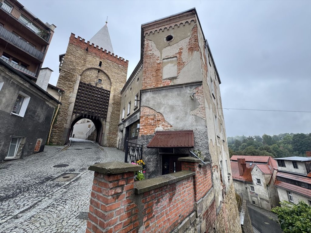Sprzedam mieszkanie 46 m² z potencjałem w Bystrzycy Kłodzkiej Bystrzyca Kłodzka, Podmiejska  46m2 Foto 1