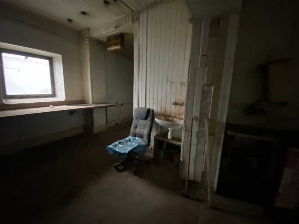 Na sprzedaż przestronny lokal 135 m² w zabytkowej kamienicy Nowa Ruda  135m2 Foto 1
