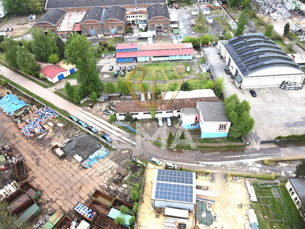Magazyn z biurami i suwnicą na działce 1671 m2 - Częstochowa Częstochowa, Żyzna  698m2 Foto 1