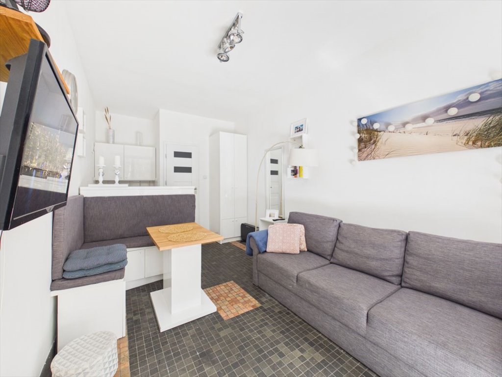 Mały apartament nad morzem z tarasem i potencjałem inwestycyjnym Jurata, Ratibora  18m2 Foto 1
