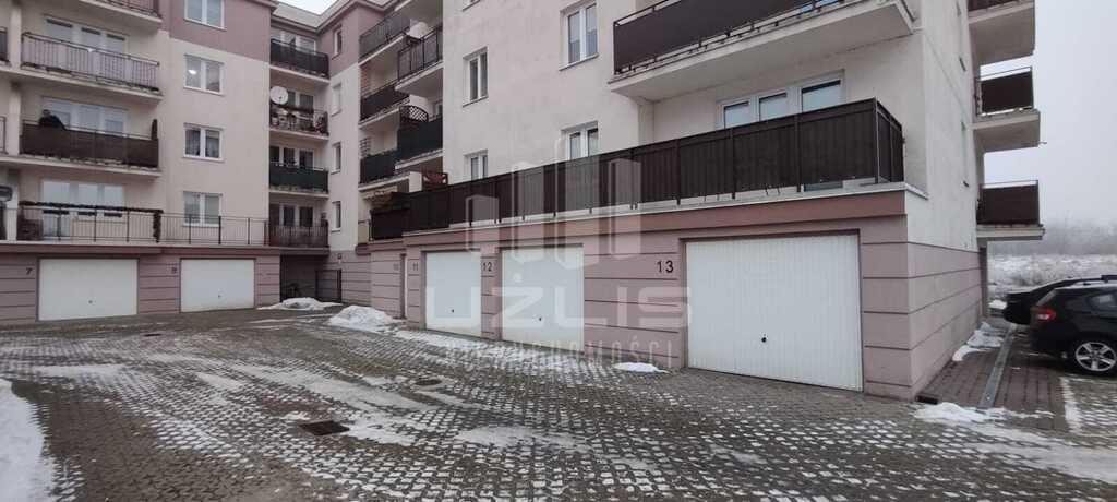 Garaż 21,13 m2 z elektryczną bramą w Tczewie Tczew, Jasia i Małgosi  21m2 Foto 1