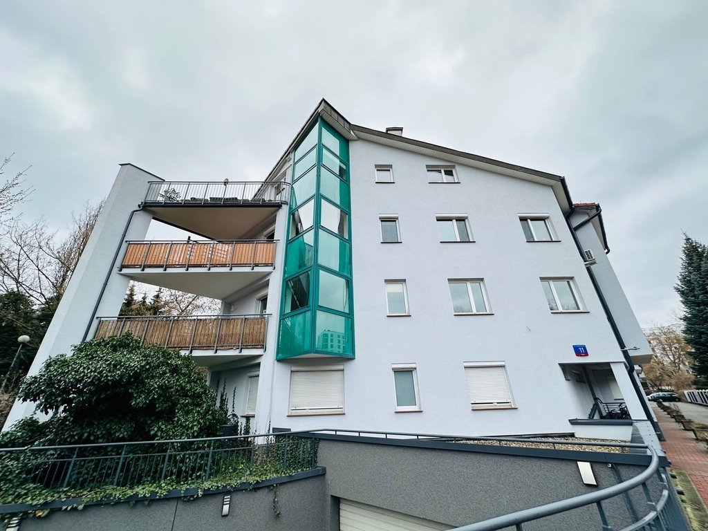 Przestronne 4-pokojowe mieszkanie 133 m² z balkonami i garażem Warszawa, Mokotów, Śródziemnomorska  133m2 Foto 1