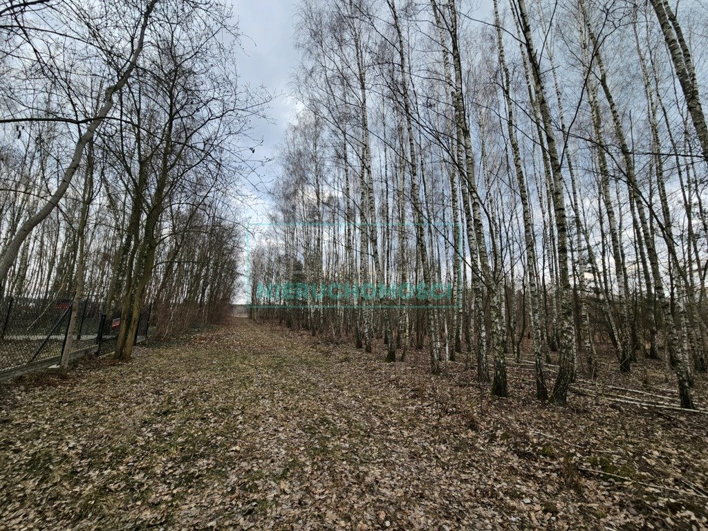 Działka 2050 m² z mediami, MPZP, blisko S8, Żabia Wola Słubica B  2 050m2 Foto 1