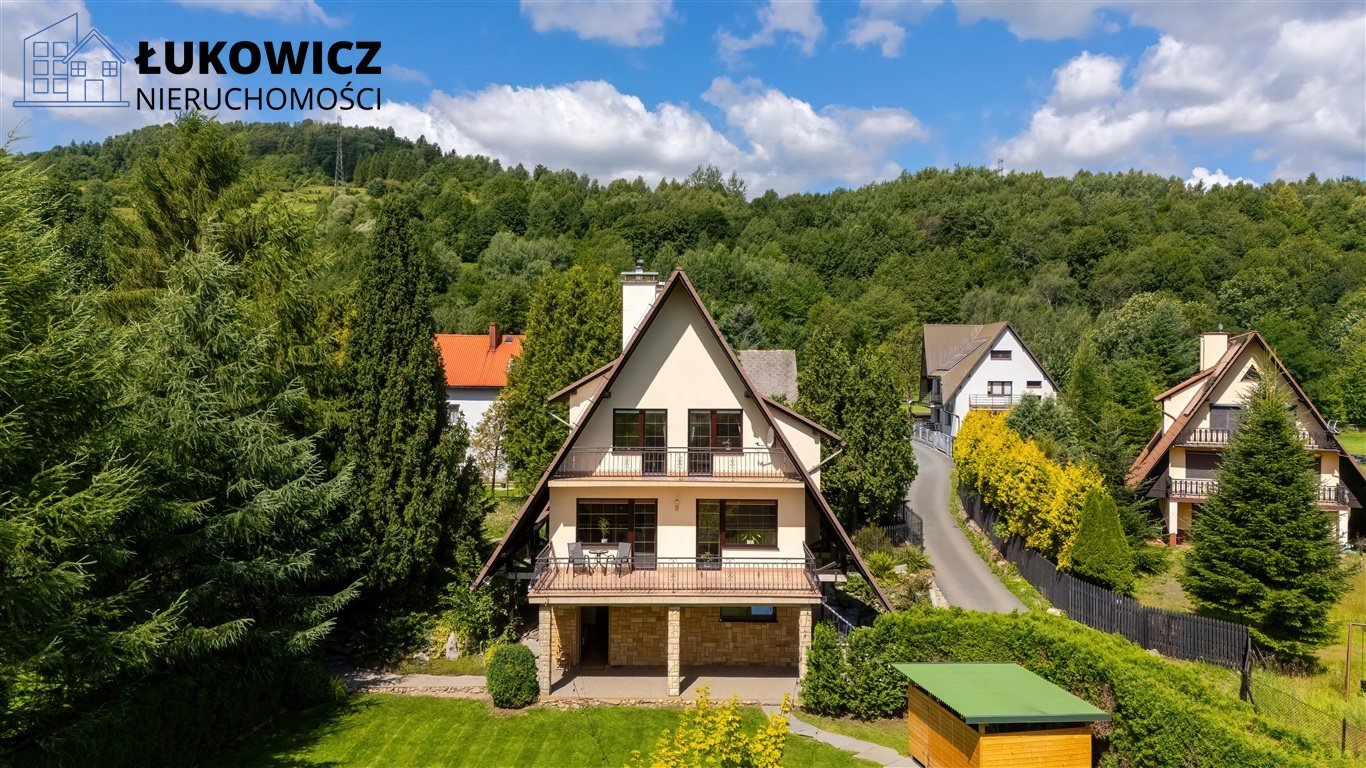 Dom z widokiem na góry, 168,7 m², 1 863 m² działki Cisiec  169m2 Foto 1