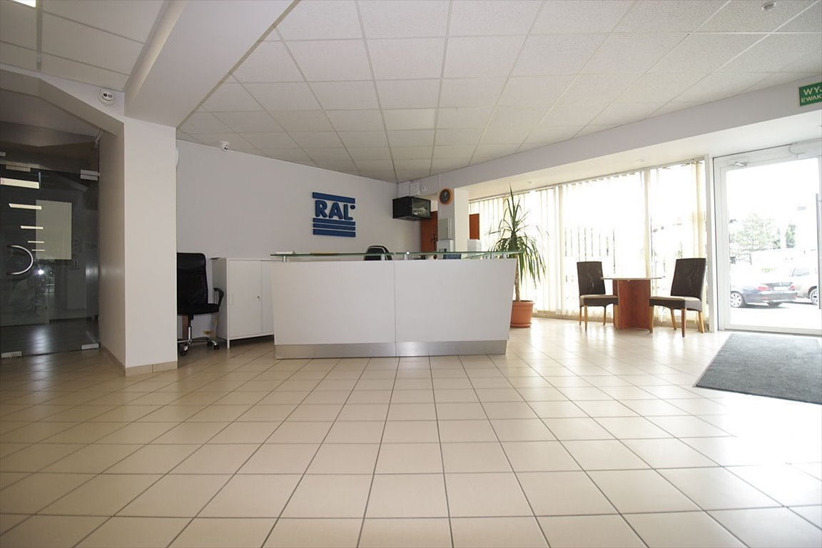 Na wynajem nowoczesny lokal biurowy 23,93 m² w Poznaniu Poznań, Nowe Miasto, Warszawskie, Warszawska  25m2 Foto 1