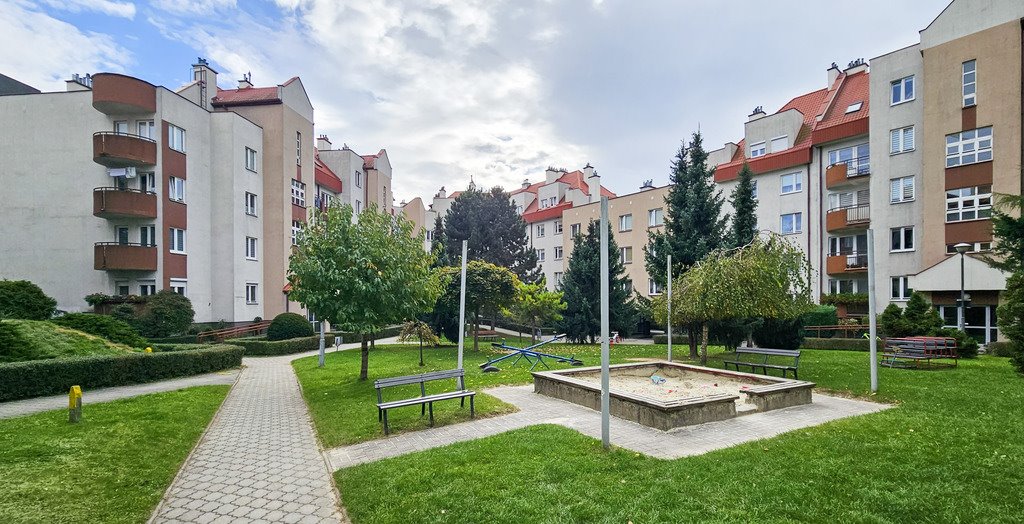 Mieszkanie dwupokojowe na sprzedaż Rzeszów, Eugeniusza Nazimka  54m2 Foto 1