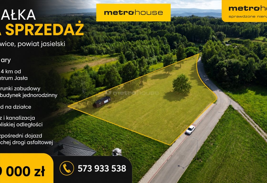 Do sprzedania działka 32 arów z warunkami zabudowy w Niegłowicach Niegłowice  3 186m2 Foto 1