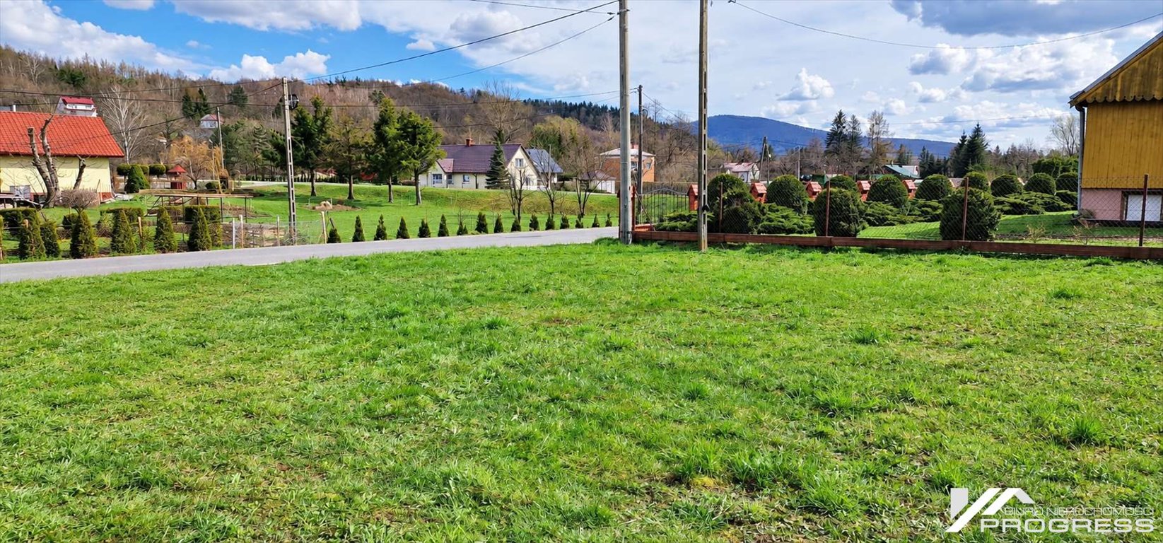 Na sprzedaż działka 1678 m² z pełnym uzbrojeniem w Dukli Dukla, Zboiska  1 678m2 Foto 1