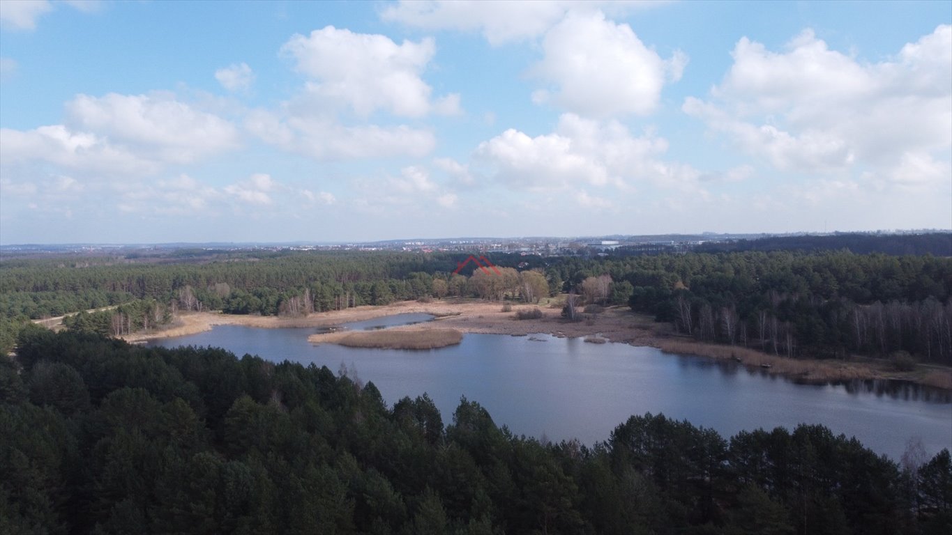 Działka budowlana na sprzedaż Brodnica, Kominy  1 939m2 Foto 1