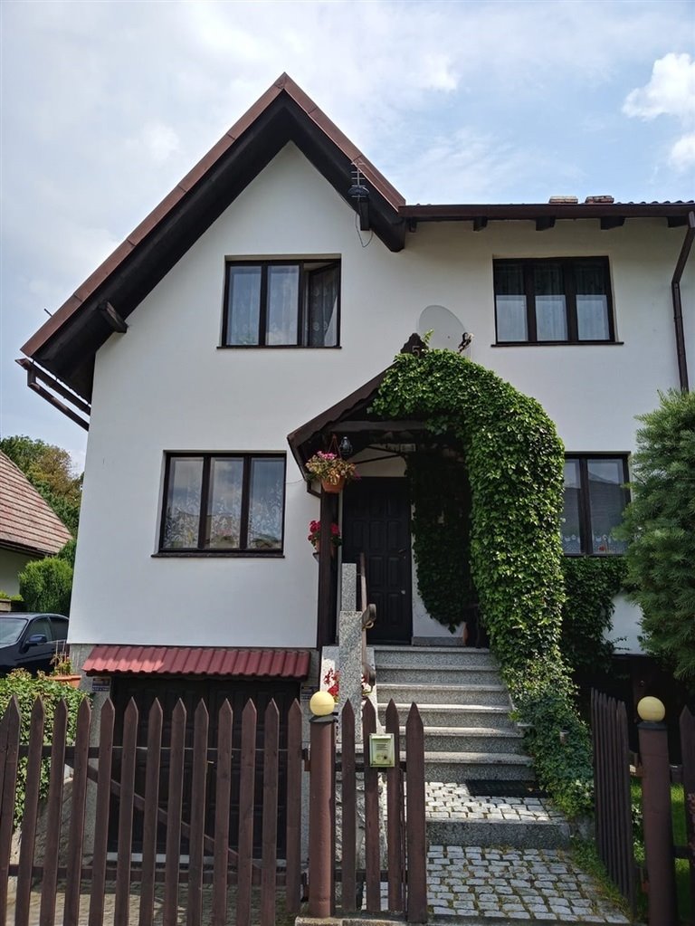Dom na sprzedaż Jelenia Góra, Cieplice Śląskie-Zdrój  300m2 Foto 1