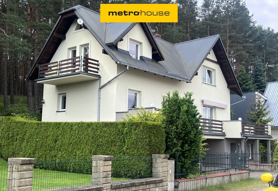 Dom 3 poziomy z możliwością podziału na dwie części Małe Swornegacie, Świerkowa  209m2 Foto 1