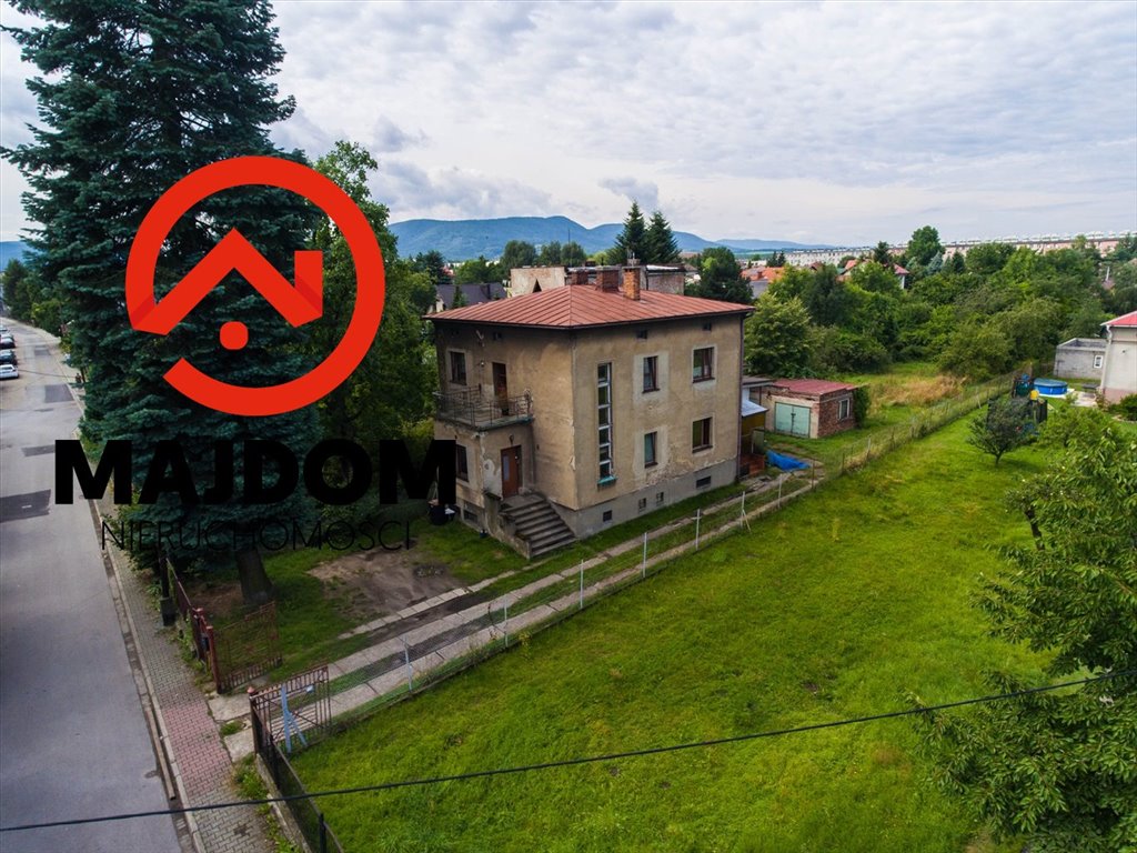 Dom 200 m2 w centrum Kęt z potencjałem dwurodzinowym Kęty  210m2 Foto 1