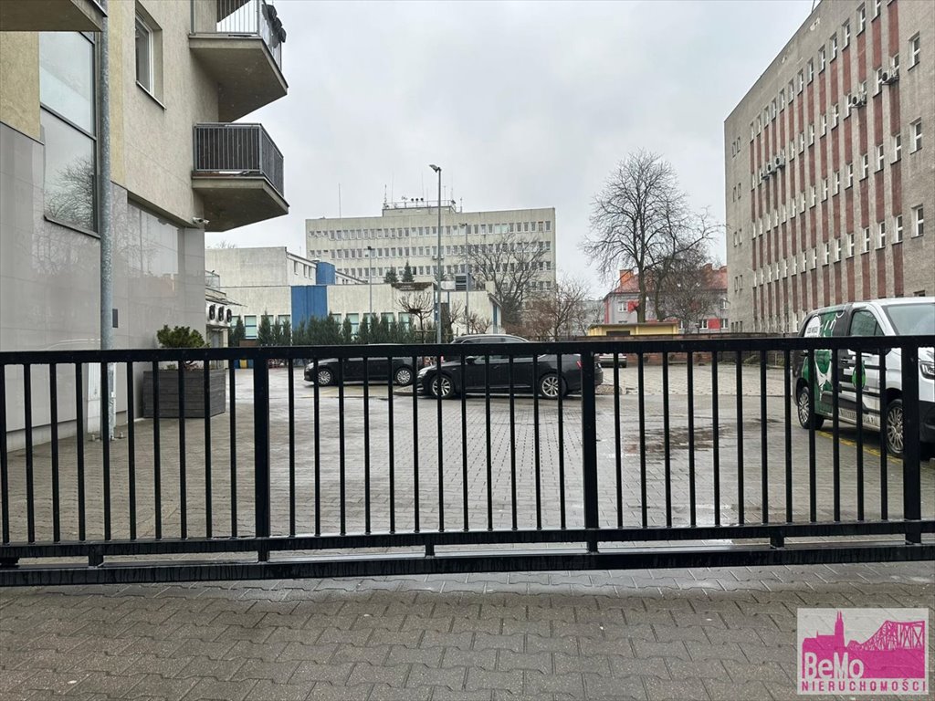 Wynajem garażu 12 m² w centrum Włocławka - Bezpieczne miejsce! Włocławek, Centrum  12m2 Foto 1