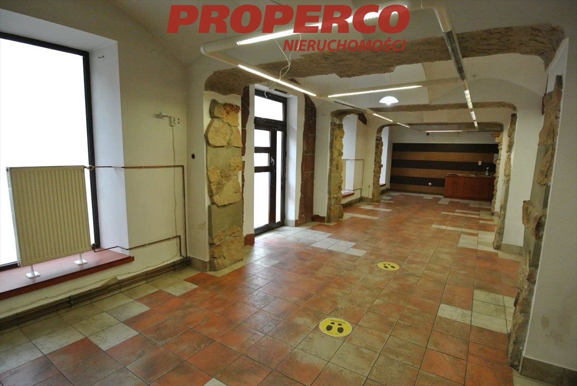 Lokal użytkowy 80 m2 w centrum Kielc z witrynami Kielce, Centrum, Mała  80m2 Foto 1