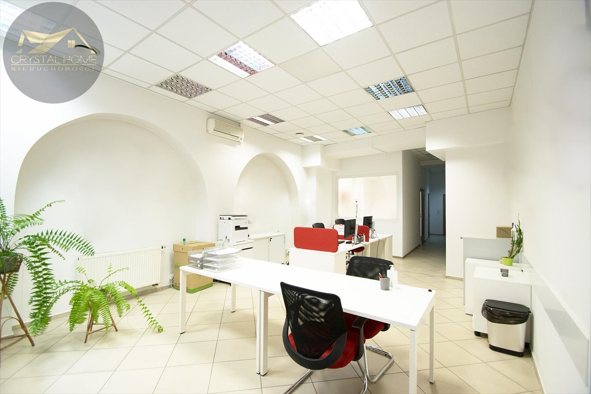 Lokal użytkowy przy rynku z witryną i parkingiem - polecam! Świdnica  78m2 Foto 1