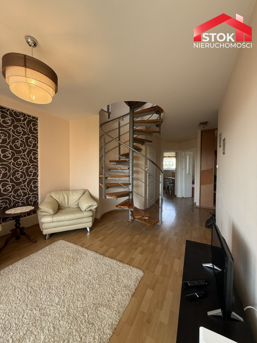 Na wynajem przestronne 3-pokojowe mieszkanie 63,4 m² z dwoma poziomami w Białymstoku Białystok, Zielone Wzgórza, Wrocławska  63m2 Foto 1