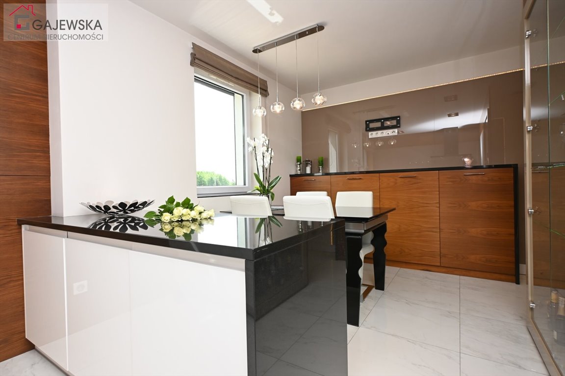 Na sprzedaż luksusowy apartament 121 m² z garażem w Zielonej Dolinie Piła, Zielona Dolina  121m2 Foto 1