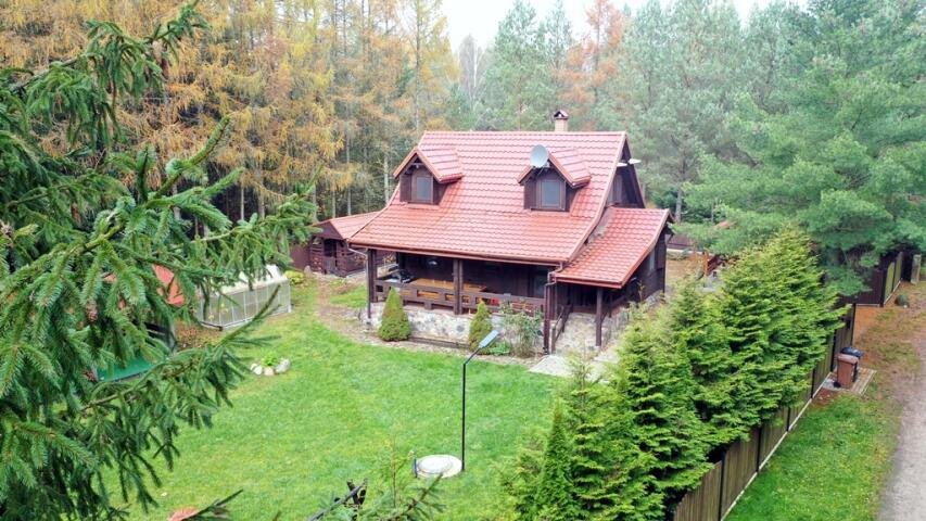 Urokliwy dom nad jeziorem Tyrkło z pomostem i ogrodem Góra, Góra  124m2 Foto 1