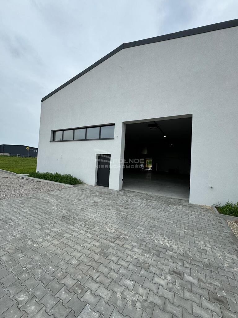 Magazyn na sprzedaż Kornica  600m2 Foto 4