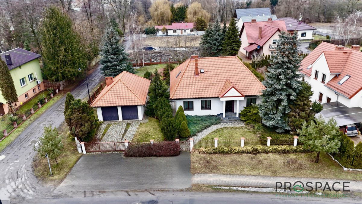Komfortowy dom 210 m² z garażem i ogrodem w Sulechowie Sulechów  210m2 Foto 1