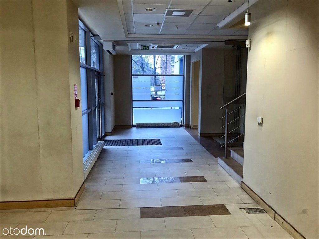 Lokal usługowy 400 m2 z windą, parkingiem i klimatyzacją Warszawa, Praga-Południe Saska Kępa  400m2 Foto 1