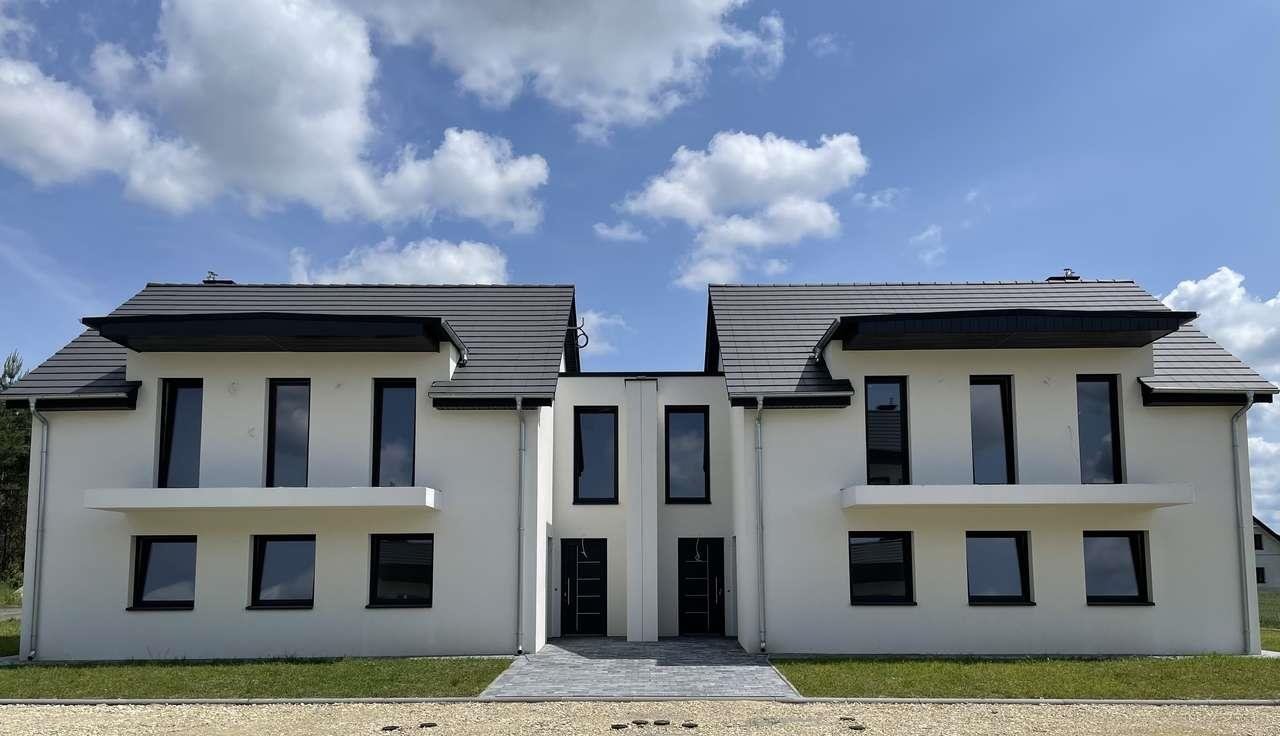 Mieszkanie czteropokojowe  na sprzedaż Lubliniec, ul. Fiołkowa  73m2 Foto 1