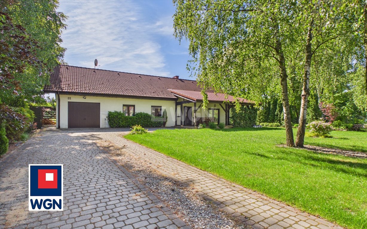 Dom wolnostojący 142 m2 z kominkiem i dużą działką Radłów, Radłów, Wiśniowa  142m2 Foto 1