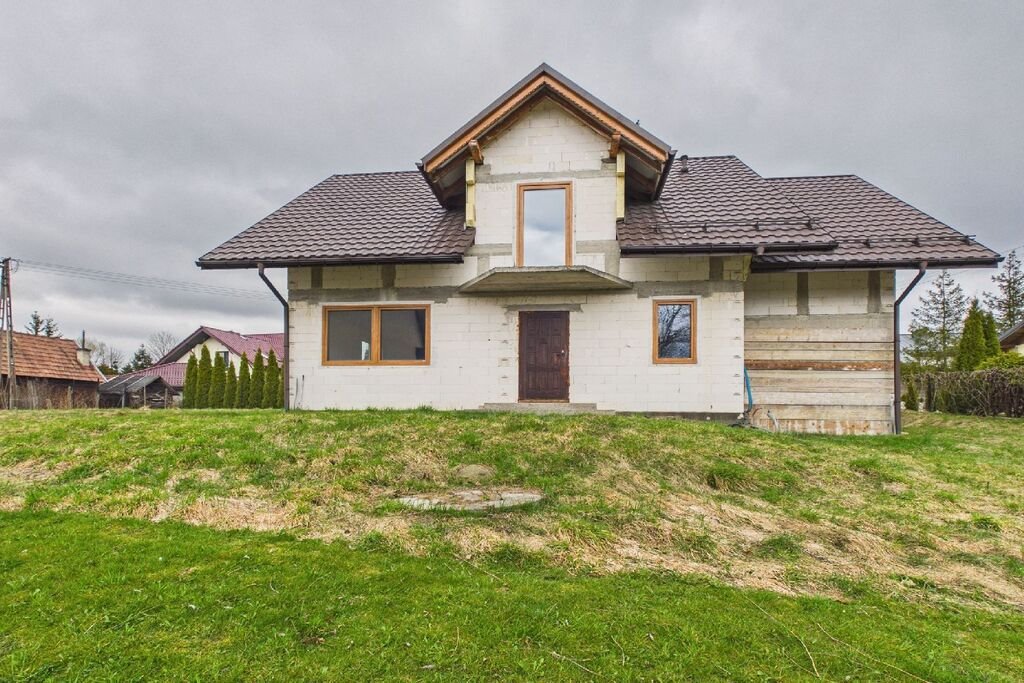 Dom w stanie surowym z dużym potencjałem, 128,45 m² Rabka-Zdrój  128m2 Foto 1