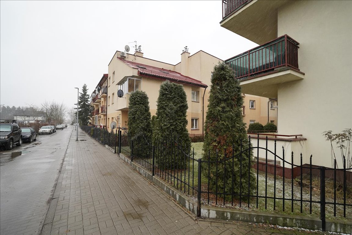 Mieszkanie czteropokojowe  na sprzedaż Jabłonna, Leśna  81m2 Foto 6