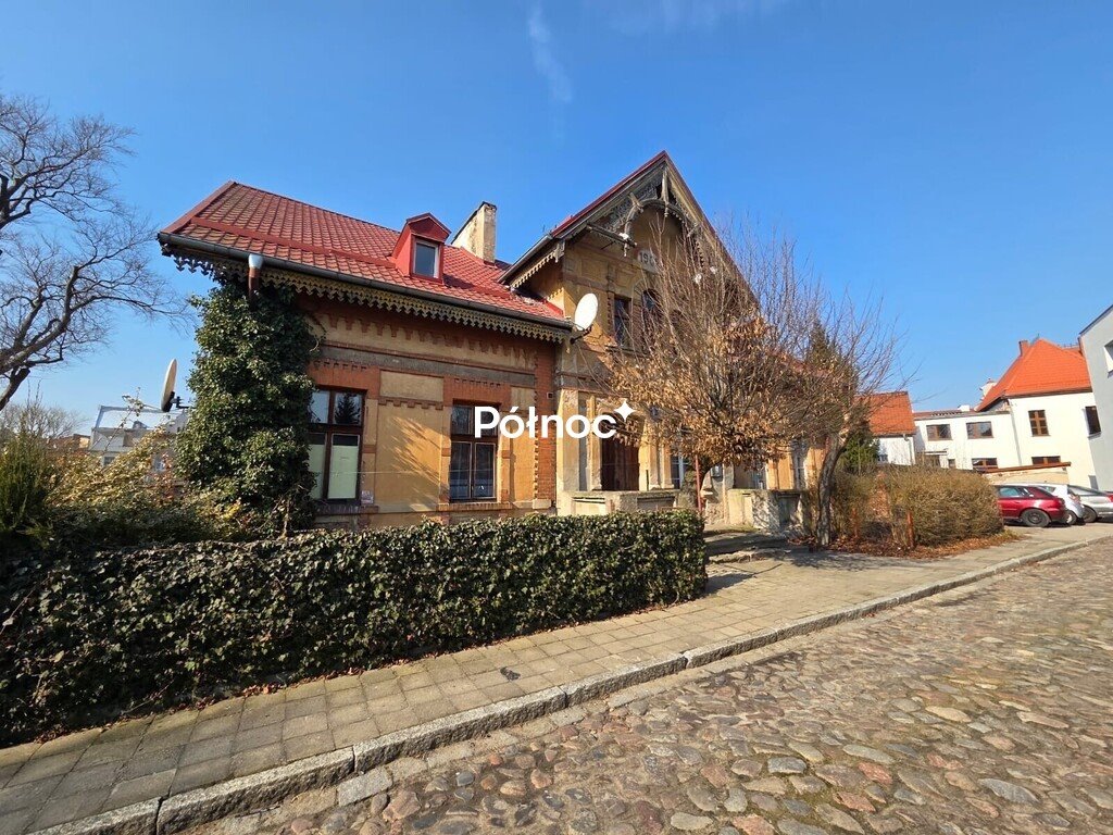 Przestronne 75,5 m² lokal na parterze kamienicy z historią Orneta, Kopernika  76m2 Foto 1