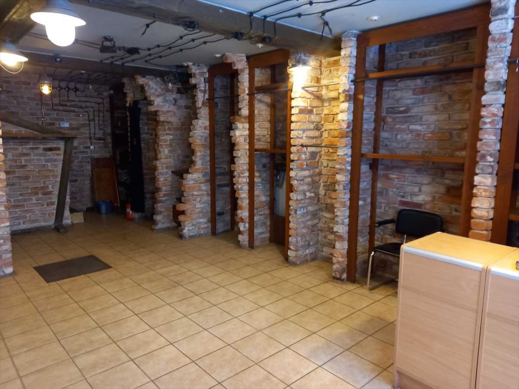 Lokal użytkowy na sprzedaż Nowa Ruda  66m2 Foto 2