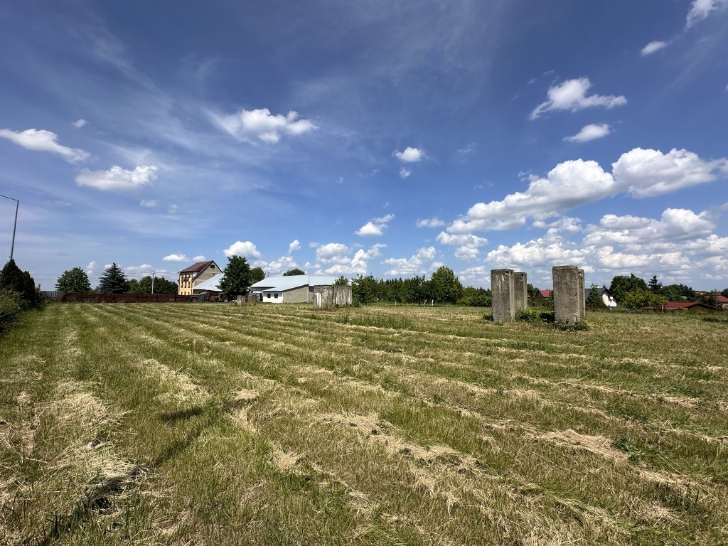 Działka inwestycyjna na sprzedaż Radymno  6 770m2 Foto 1