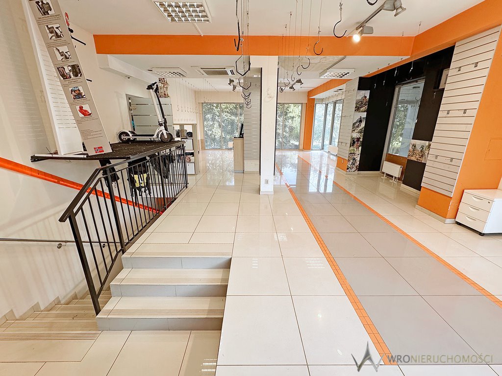 Dwupoziomowy lokal 158 m² z dużymi witrynami i potencjałem Wrocław  159m2 Foto 1