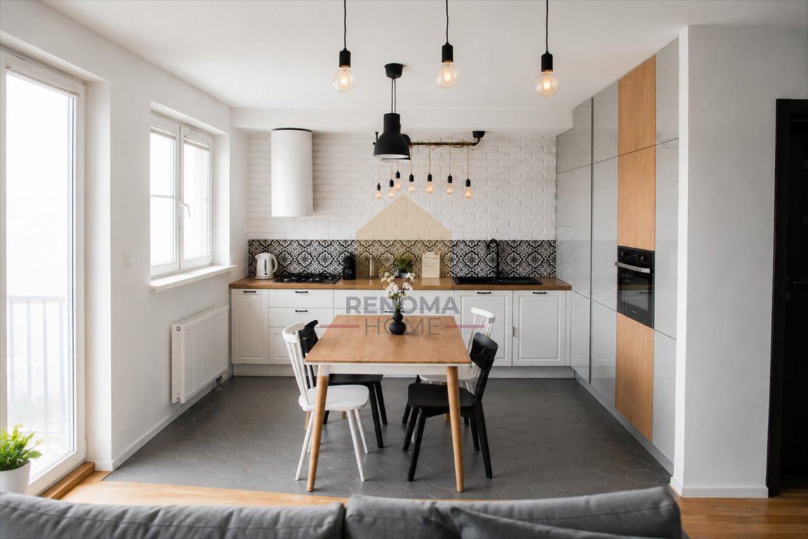 Zapraszam do obejrzenia 3-pokojowego mieszkania 60 m² z dużym balkonem w Fabrycznej Wrocław, Fabryczna  60m2 Foto 1