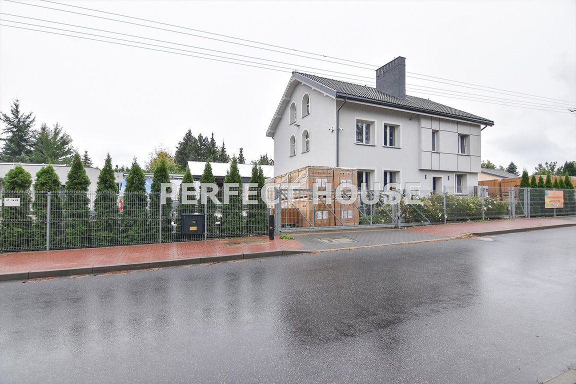 Do sprzedania przestronny dom 350 m² z działką 800 m² w Złotnikach Złotniki  350m2 Foto 1