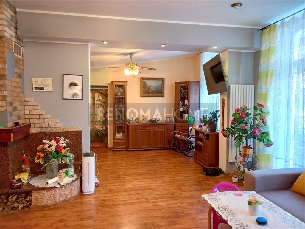 Przestronne 110m2 z kominkiem i balkonem w odrestaurowanej kamienicy Świdnica  111m2 Foto 1