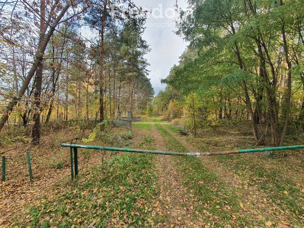 Działka budowlana na sprzedaż Kałuszyn  717m2 Foto 1