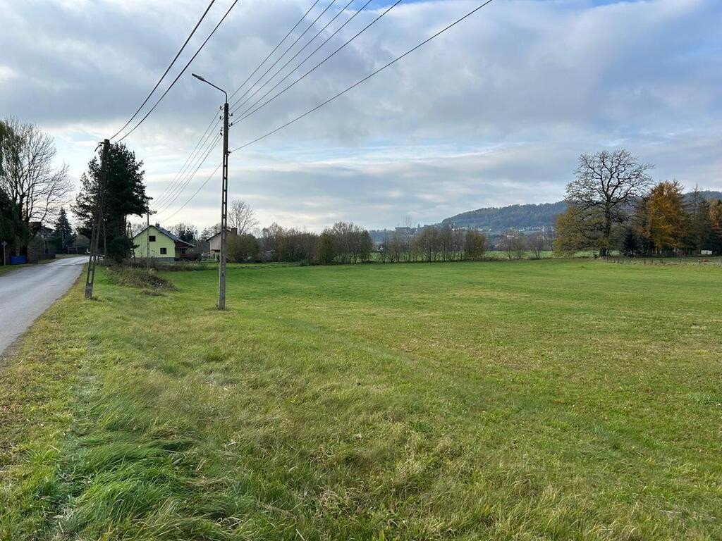 Działka 1552 m² z mediami, blisko Ustronia i Goleszowa Kozakowice Górne, Doktora Andrzeja Cinciały 0  1 552m2 Foto 1