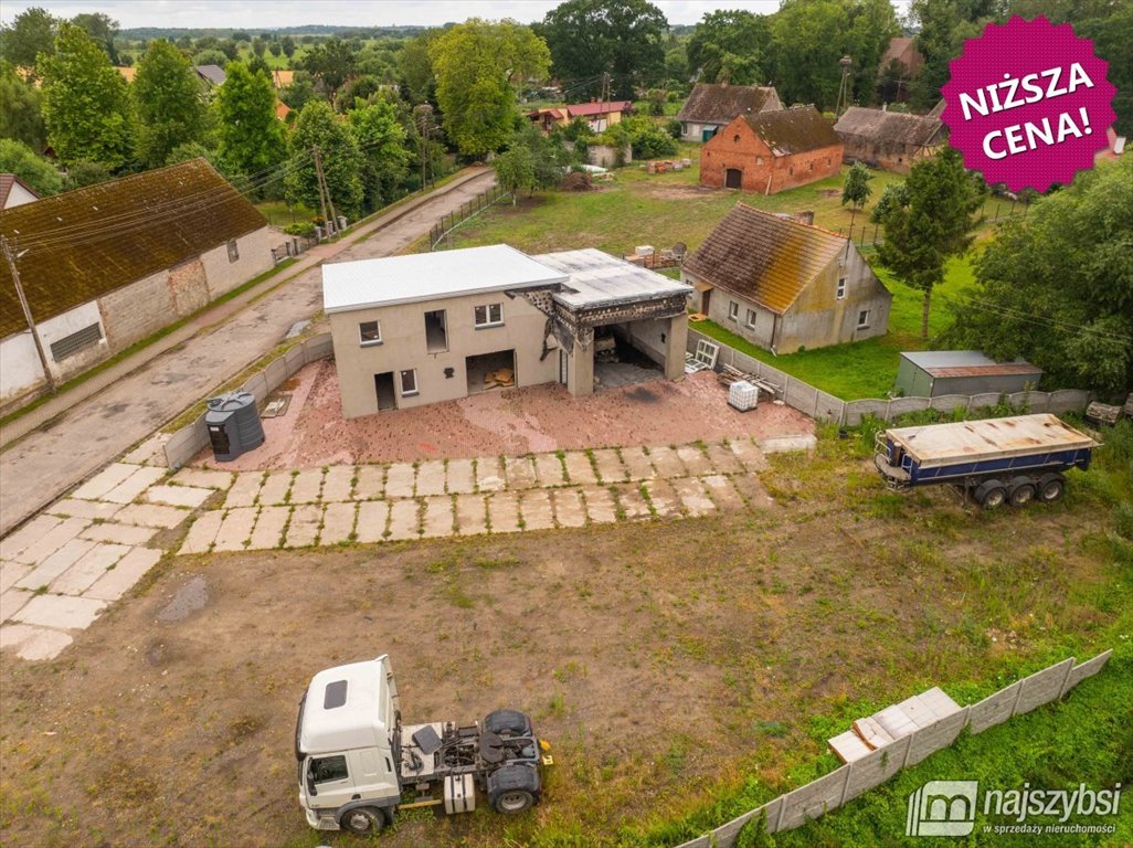 Kamień Pomorski: Budynek 240m2 z garażem i mieszkaniem Kamień Pomorski, obrzeża  241m2 Foto 1