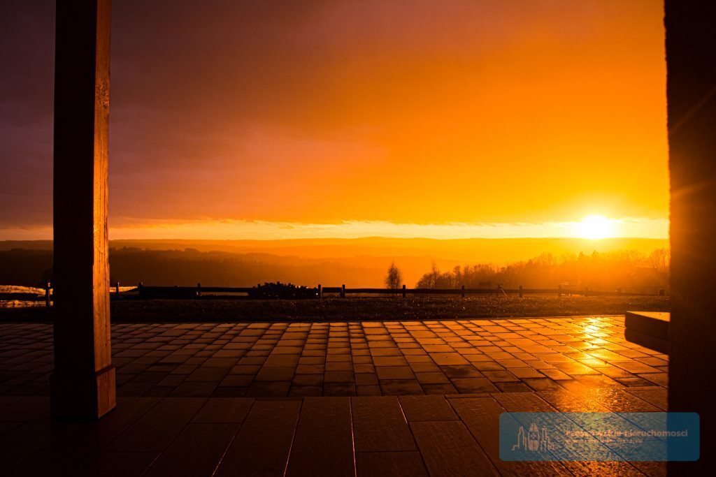 Dom na sprzedaż Chmielnik  280m2 Foto 3