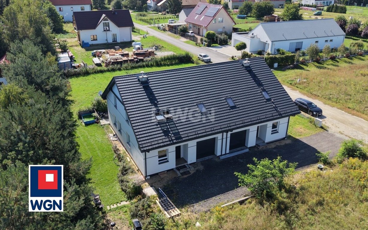 Dom 168 m² w Nowinach - garaż, ogród, fotowoltaika Nowiny, Spokojna  168m2 Foto 1