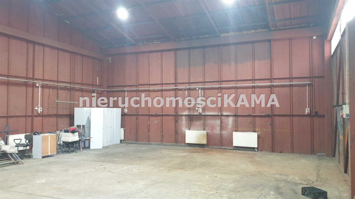 Hala 160,5m² z placem 1990m², biuro, waga 20T Bielsko-Biała  161m2 Foto 1