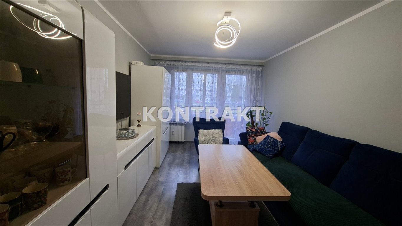 Zapraszam do 3-pokojowego mieszkania z balkonem i świetnym doświetleniem Oświęcim, Osiedle, Szpitalna  48m2 Foto 1