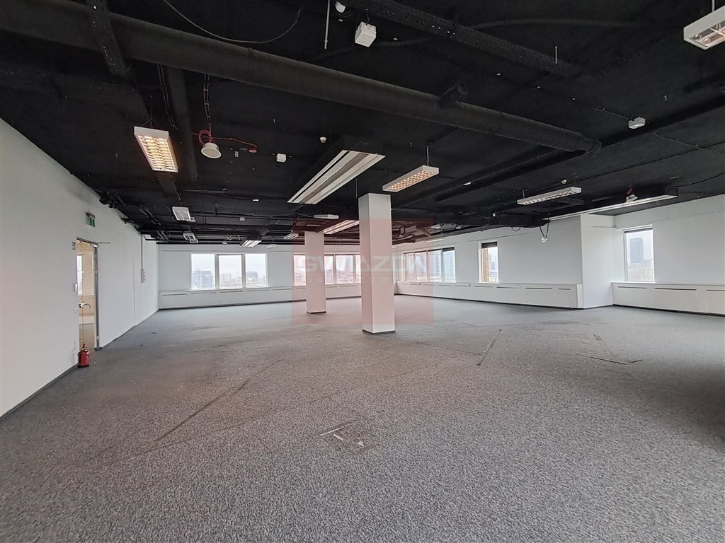 Lokal użytkowy 600 m² w Warszawie (Ochota, Al. Jerozolimskie) Warszawa, Ochota  600m2 Foto 1
