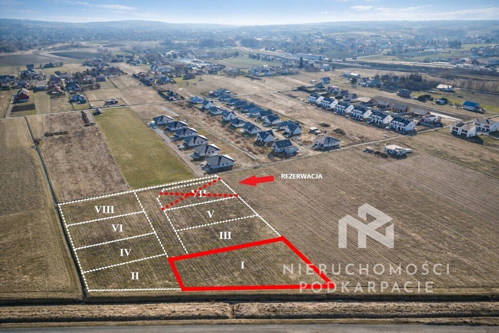 Działka budowlana 18,70 ar z WZ, media, dojazd utwardzony Lutoryż  1 870m2 Foto 1