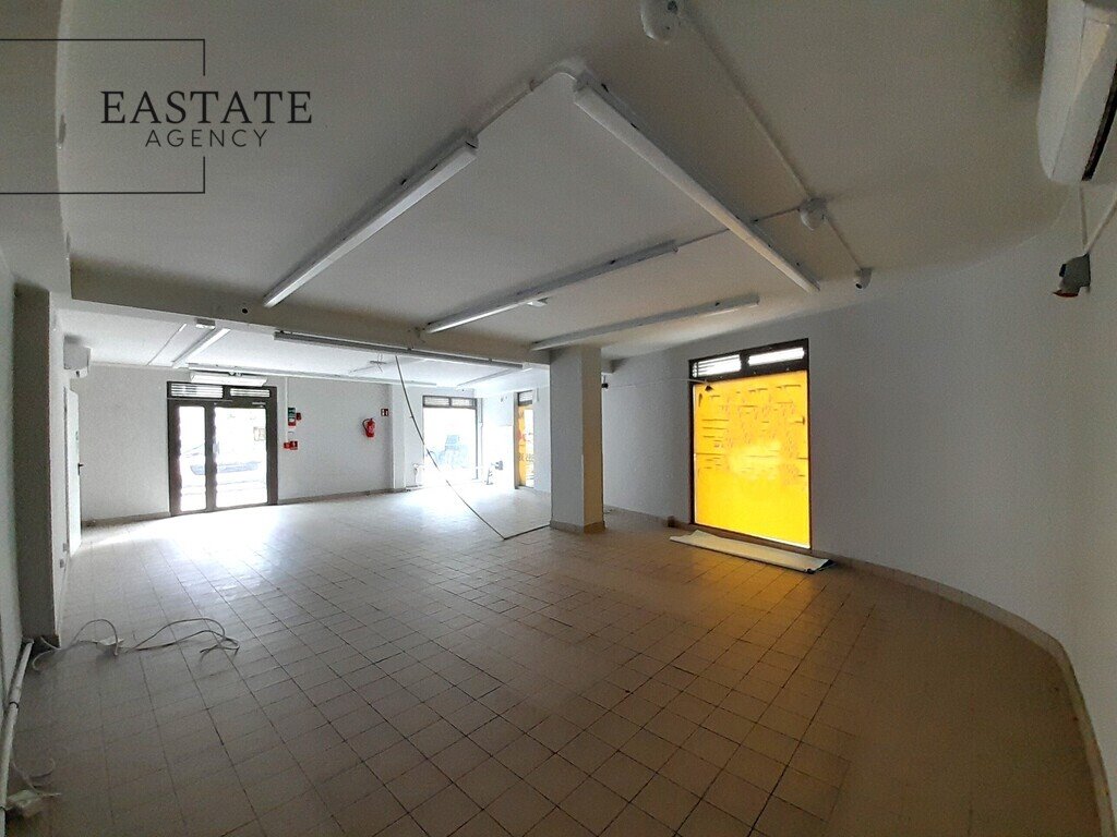 Sprzedam lokal użytkowy 104 m² z witrynami i ogródkiem Warszawa, Hanki Czaki  104m2 Foto 1