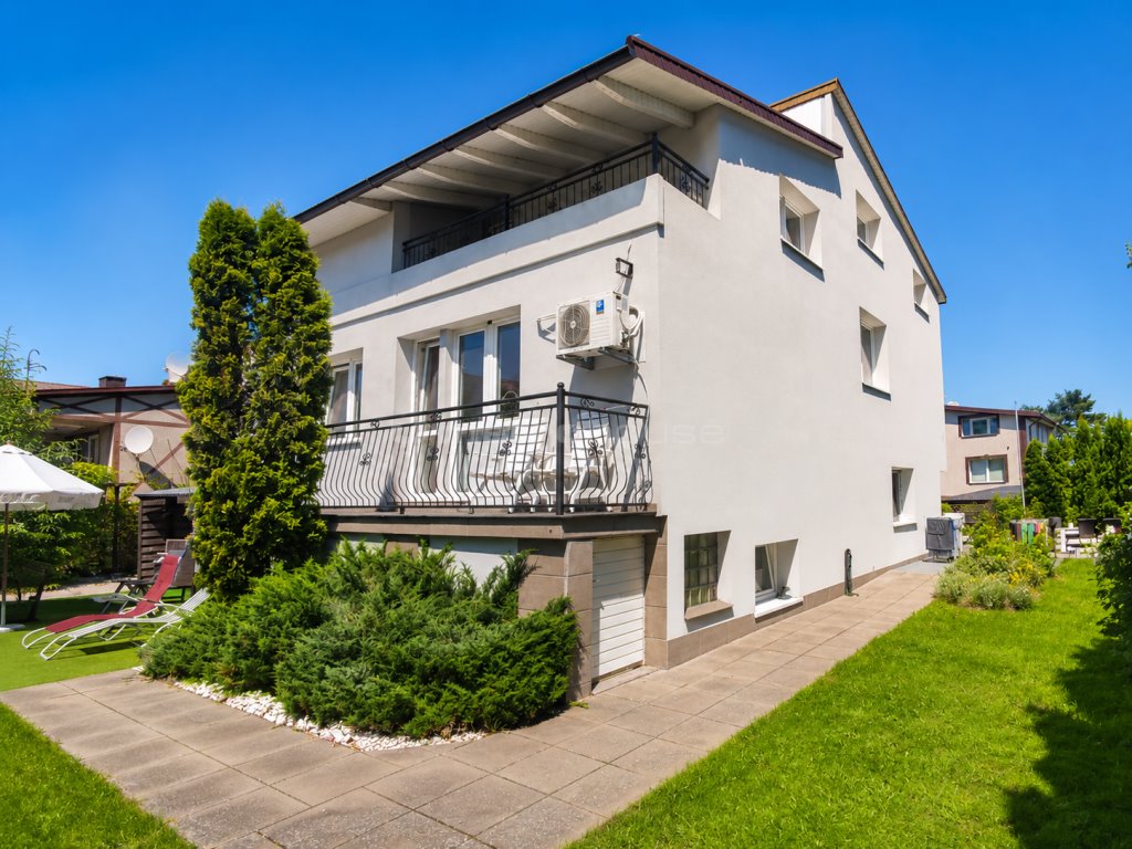 Sprzedam dom inwestycyjny 220 m² w Ustce z pełnym wyposażeniem Ustka, Staffa  223m2 Foto 1