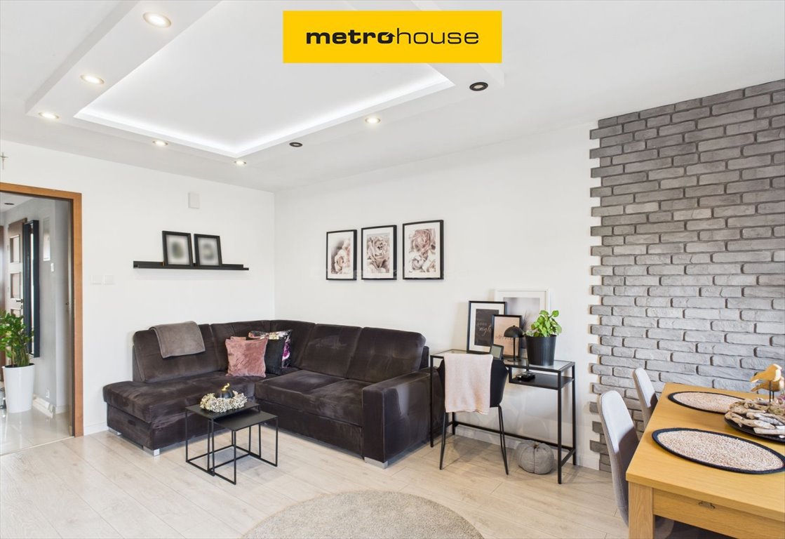 Mieszkanie trzypokojowe na sprzedaż Tychy, Różyckiego  63m2 Foto 1