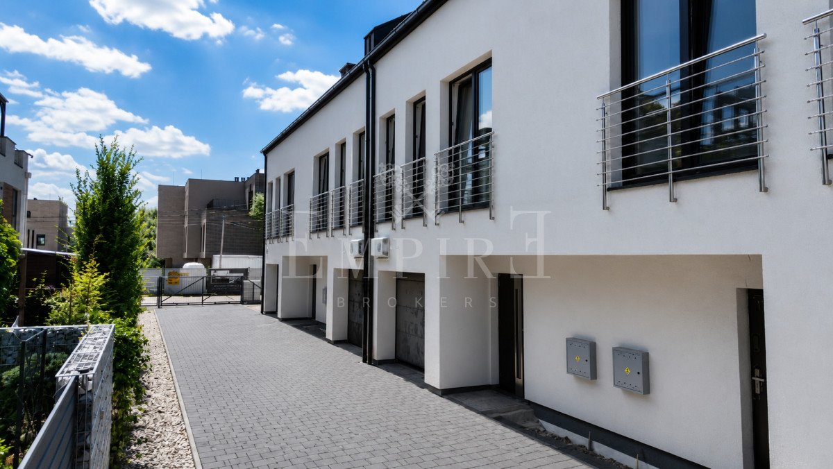 Zapraszam do obejrzenia nowoczesnego bliźniaka z garażem i ogrodem Warszawa, Wawer, Poprawna  162m2 Foto 1